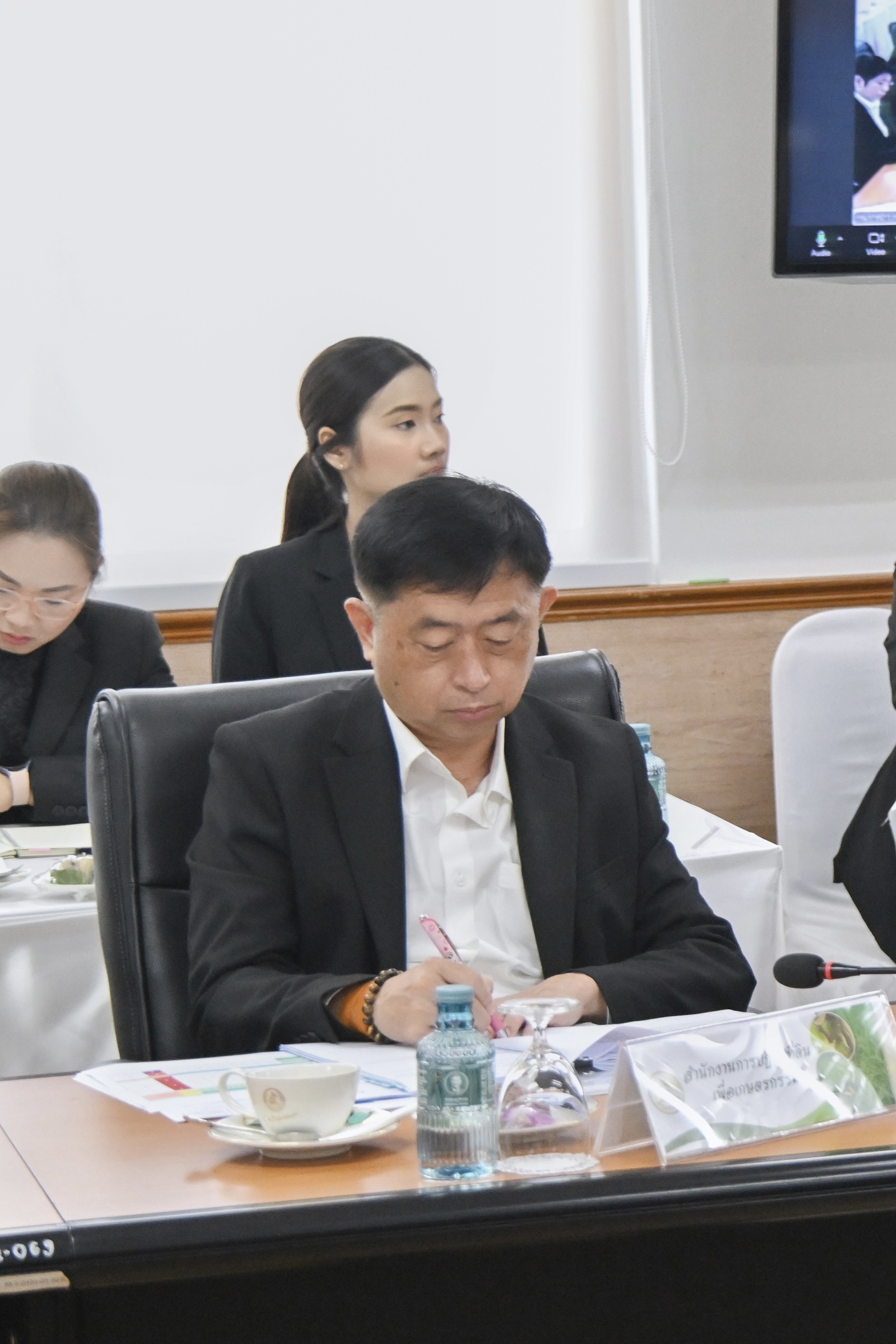 title - ส.ป.ก. ร่วมการประชุมคณะกรรมการขับเคลื่อนนโยบายสำคัญของรัฐมนตรีว่าการกระทรวงเกษตรและสหกรณ์ ครั้งที่ 12/2569